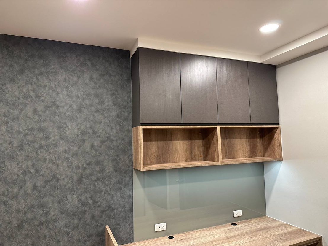 廚房壁面與窗簾整體設計